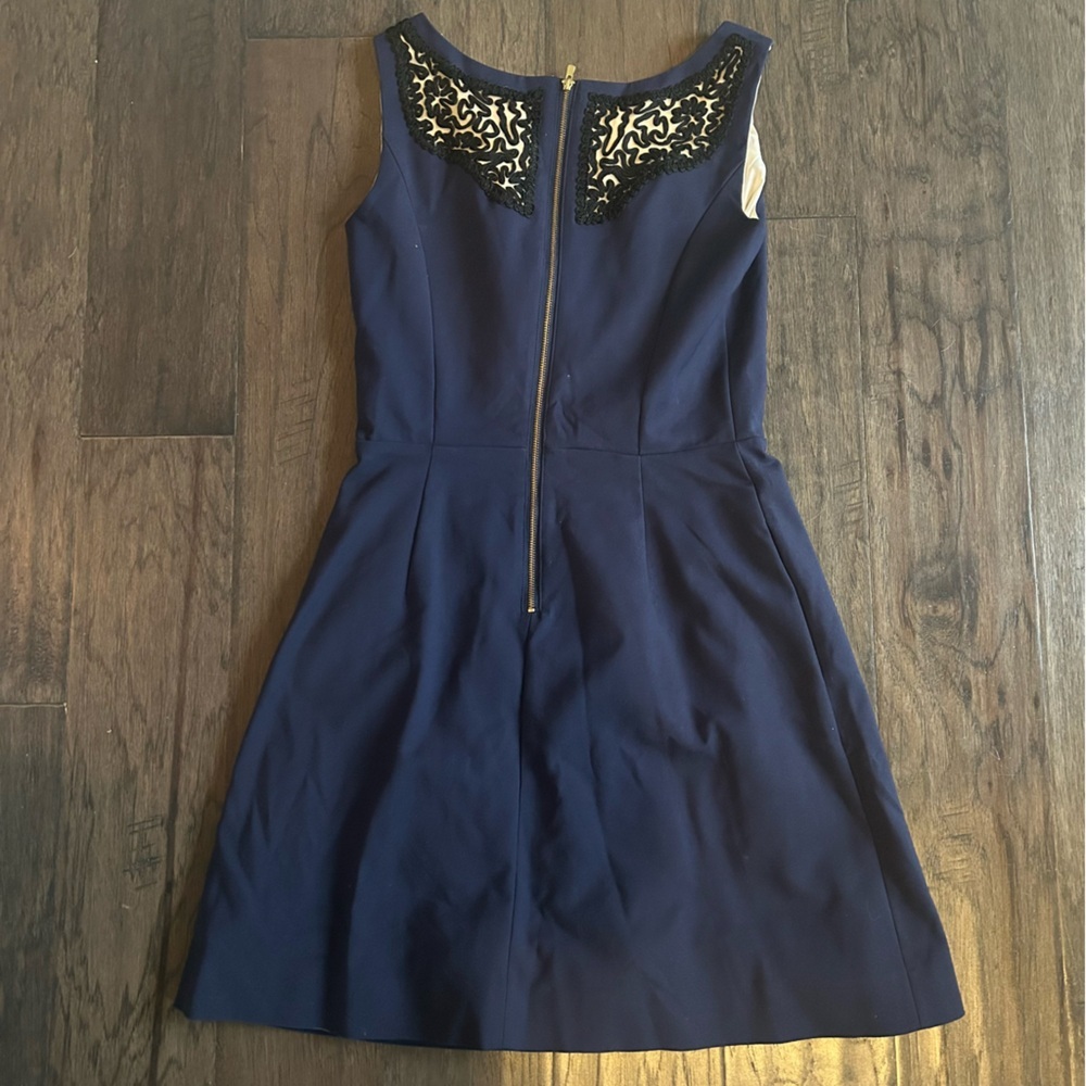 Lilly Pulitzer Navy Embroidered Dress Size 0 Classic Resort Chic - Picture 5 of 12